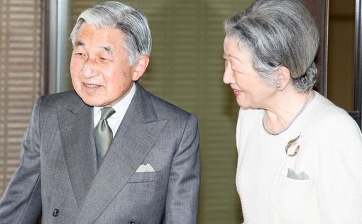 Император Японии намекнул на желание отречься от престола