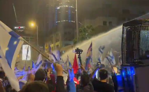Праздники не помеха: протесты против реформы пройдут 39-ю неделю подряд