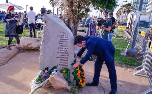 Теракт около Дольфи: траурная церемония к годовщине трагедии