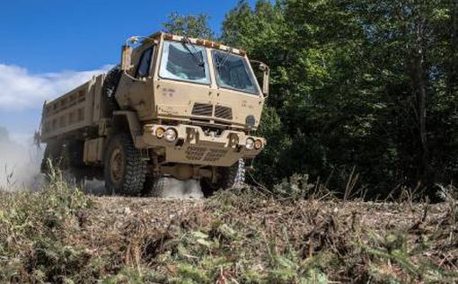 Oshkosh подписала контракт на модернизацию тяжелых транспортеров армии США