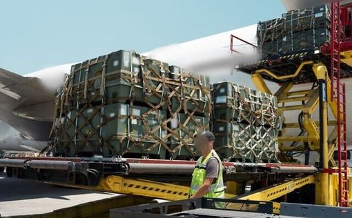 Грузовые самолеты с военной техникой приземлились в Израиле