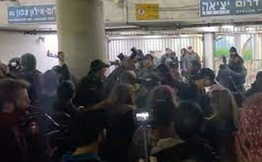 Полиция и демонстранты готовятся к масштабной акции протеста
