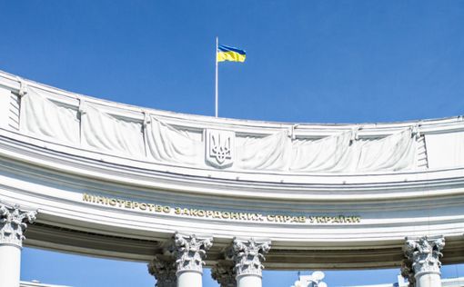 Украина призвала мир не признавать псевдовыборы РФ на оккупированных территориях