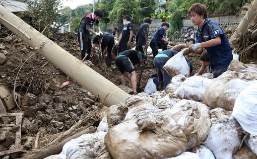 Убийственная погода в Японии забрала жизни более 40 человек