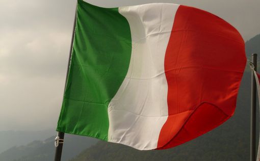 Министр обороны: Италия направит корабль-госпиталь к побережью Газы