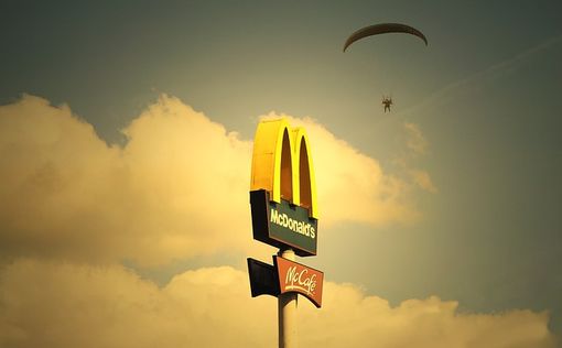 Нет сырья: в MacDonald`s нехватка картошки