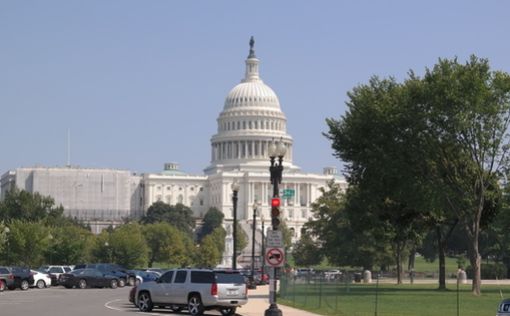 Сенат США принял закон о санкциях против КНР