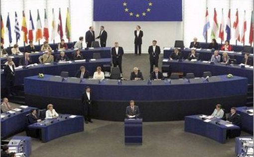 Европарламент резко осудил агрессию России и требует санкций