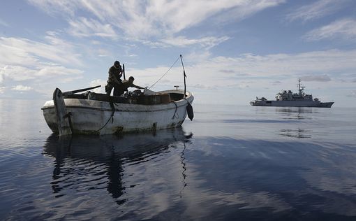 Сомалийские пираты освободили рыбаков из 5-летнего плена