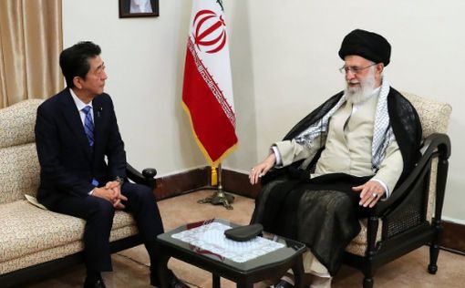 Али Хаменеи: Иран не хочет ядерного оружия