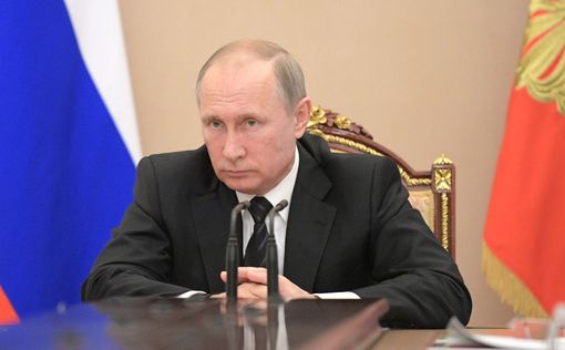 Путин продлил ответные санкции против стран Запада