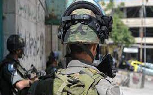 Израильские солдаты попали под обстрел в Шхеме. 16 палестинцев арестованы.