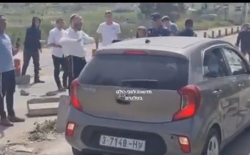 Жители Бейт-Эль после теракта блокировали въезд в Рамаллу