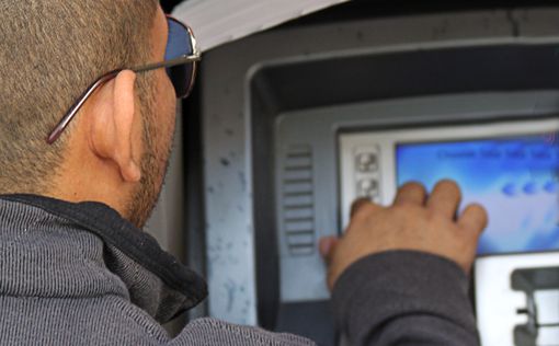Израильским банкам приказали готовиться к атаке на банкоматы