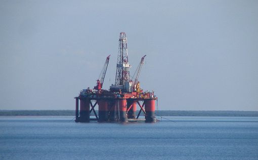 Стоимость нефти вновь обновила минимумы 6-летней давности