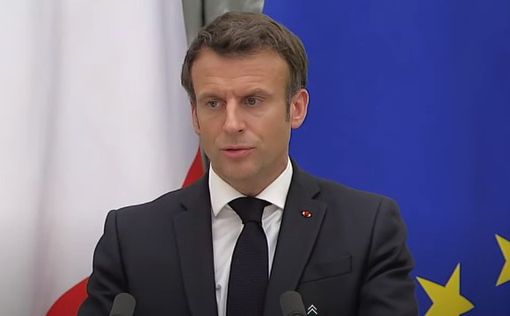 Макрон не принимает отставку премьера Франции