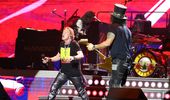 Три часа в Тель-Авиве: концерт легендарных Guns N' Roses - фоторепортаж | Фото 54